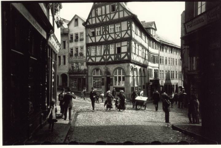 Une vue de Wetzlar en Allemagne, siège de Leica, en 1913