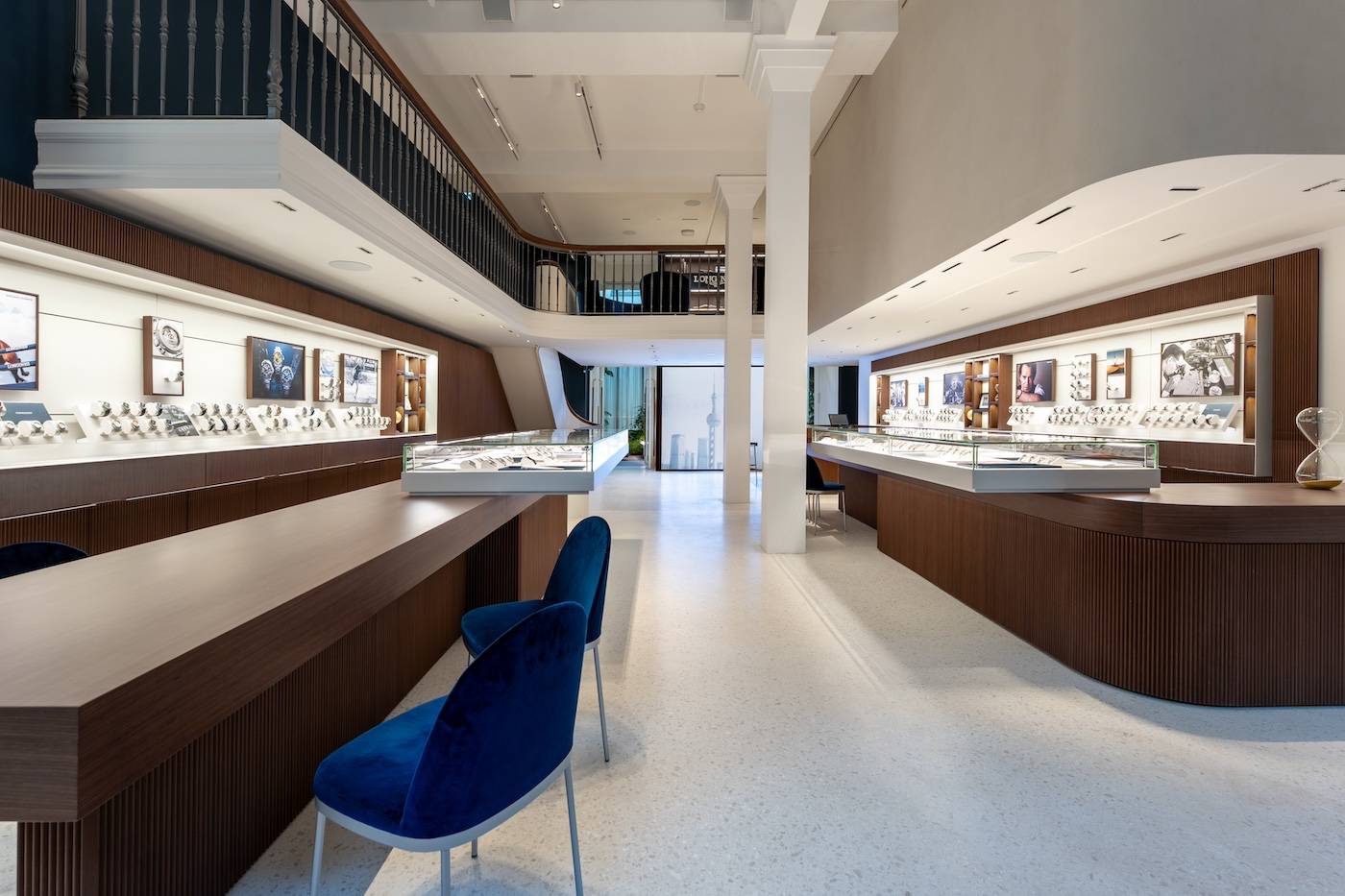 Longines inaugure sa nouvelle boutique flagship à Zurich