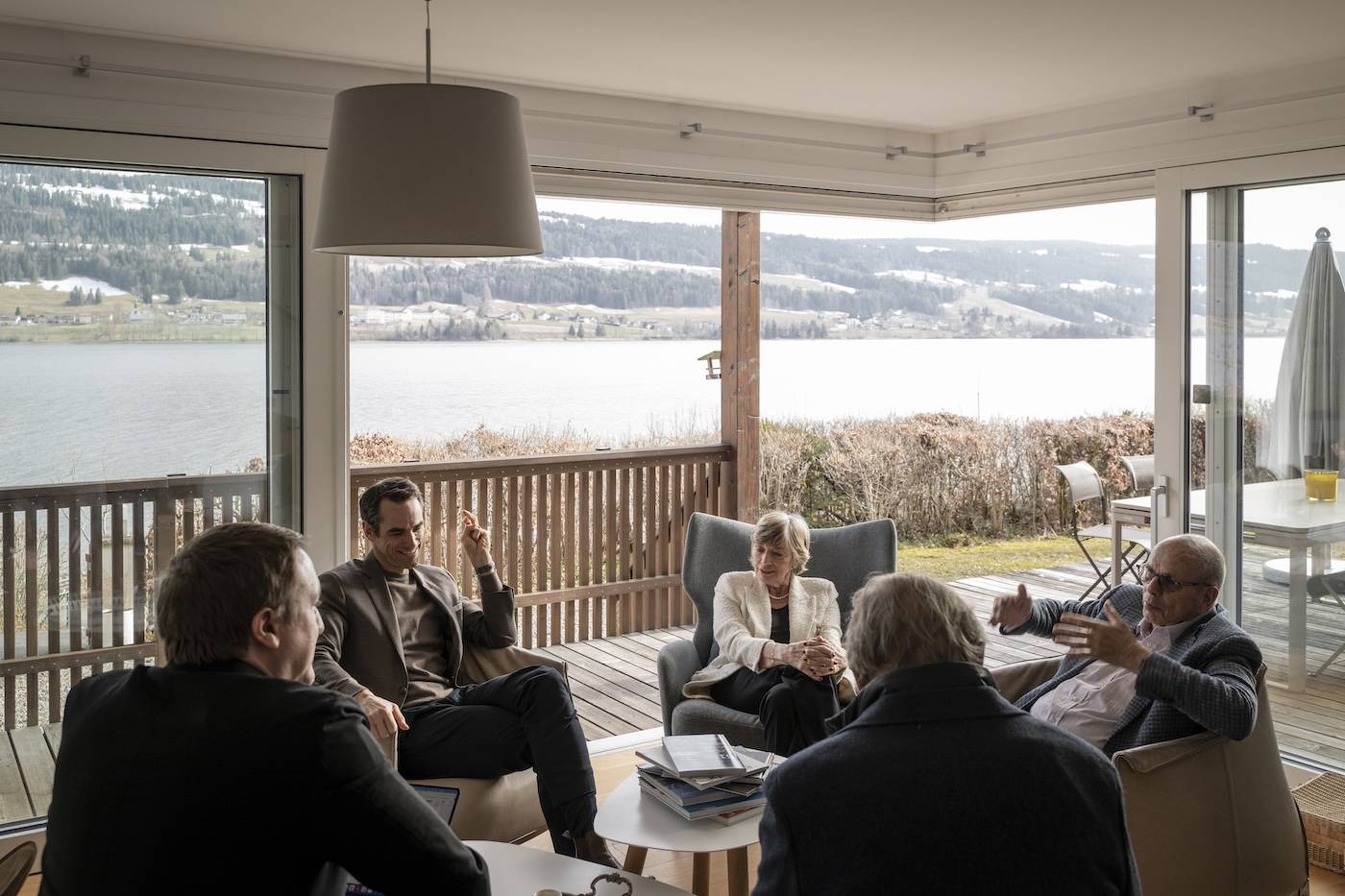 Au bord du Lac de Joux, plusieurs générations de la famille Meylan