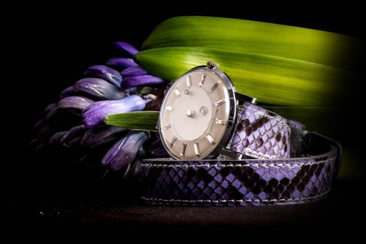 Bracelet en python brillant à triple tour