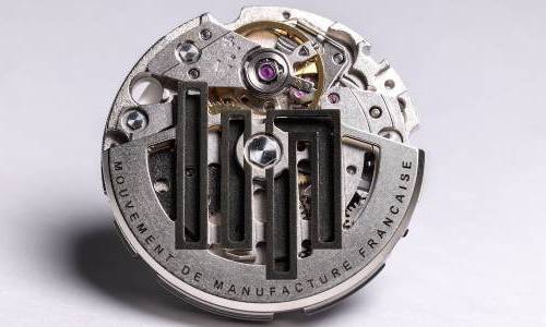 Avec le calibre R26, Lip entend réparer l'histoire