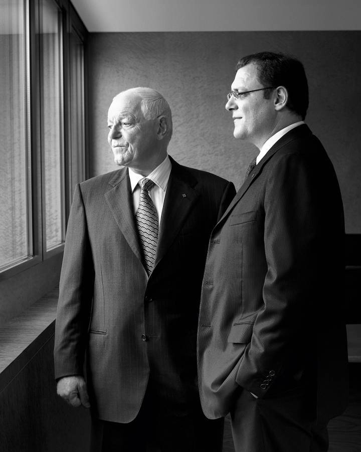 Portrait de Philippe et Thierry Stern en 2009, réalisé à l'occasion du lancement du Poinçon Patek Philippe.