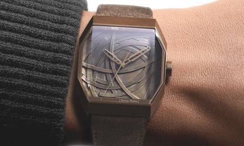 Alto signe une collaboration créative et artistique avec Bernar Venet