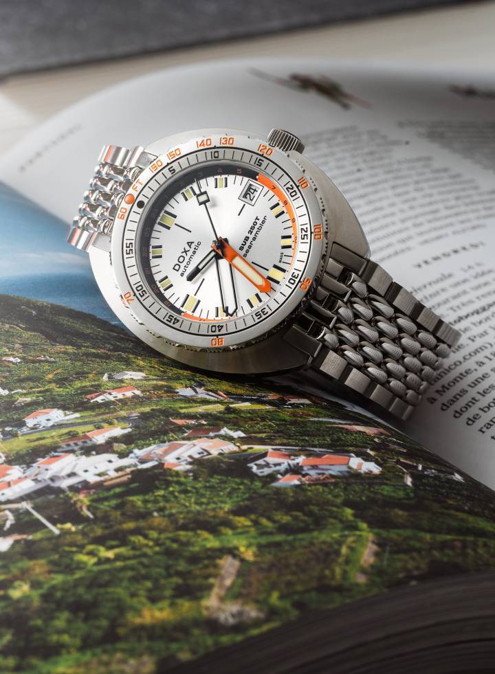 La nouvelle SUB 250T GMT
