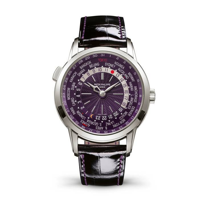Proposée en édition limitée de 300 pièces lors de la grande exposition «Watch Art» organisée à Tokyo en 2023, cette Réf. 5330 est la première World Time de Patek Philippe à intégrer l'indication de la date locale.