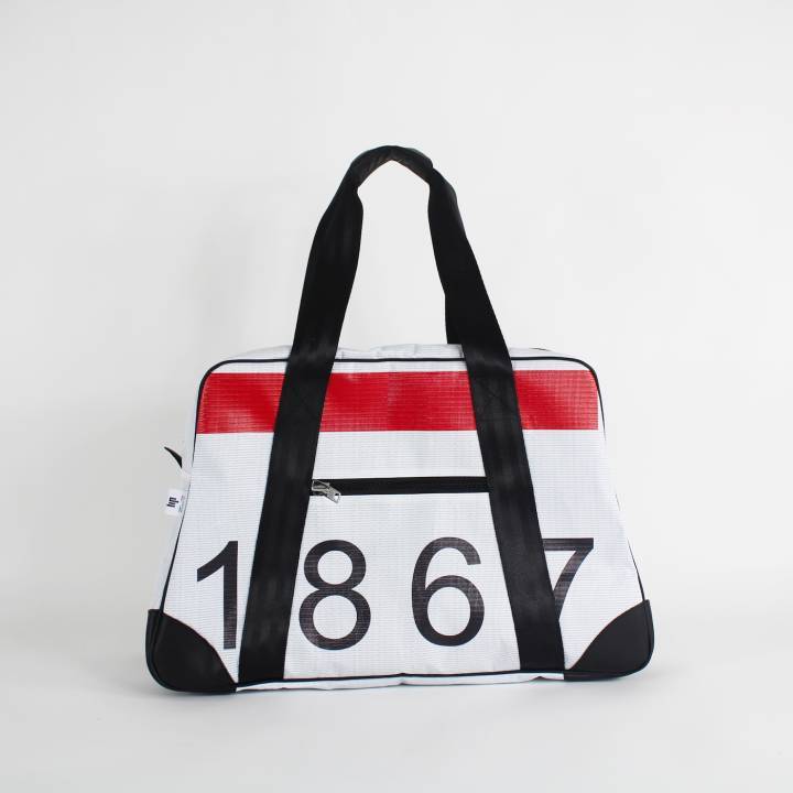 L'aventure Horlogerie LIP x Brasserie LIPP se poursuit... avec un sac