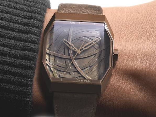 Alto signe une collaboration créative et artistique avec Bernar Venet