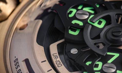 Urwerk: le modèle UR-100