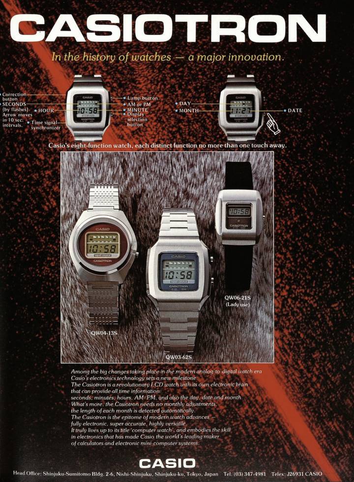 La Casiotron, la première montre de l'histoire de Casio, est lancée en novembre 1974 au Japon et publiée dans Europa Star dès 1975, comme l'illutre cette annonce de l'une de nos archives.