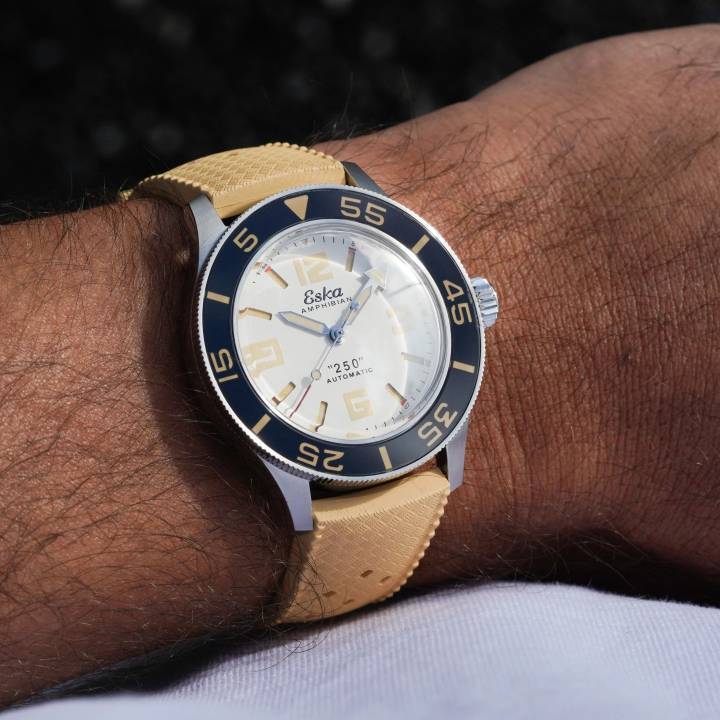 Le modèle Amphibian 250 White Shark, réinterprétation de l'Amphibian 600 de 1959.