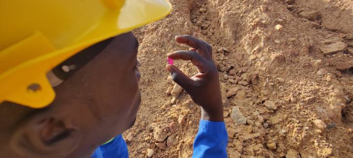 Mine Fura Gems au Mozambique
