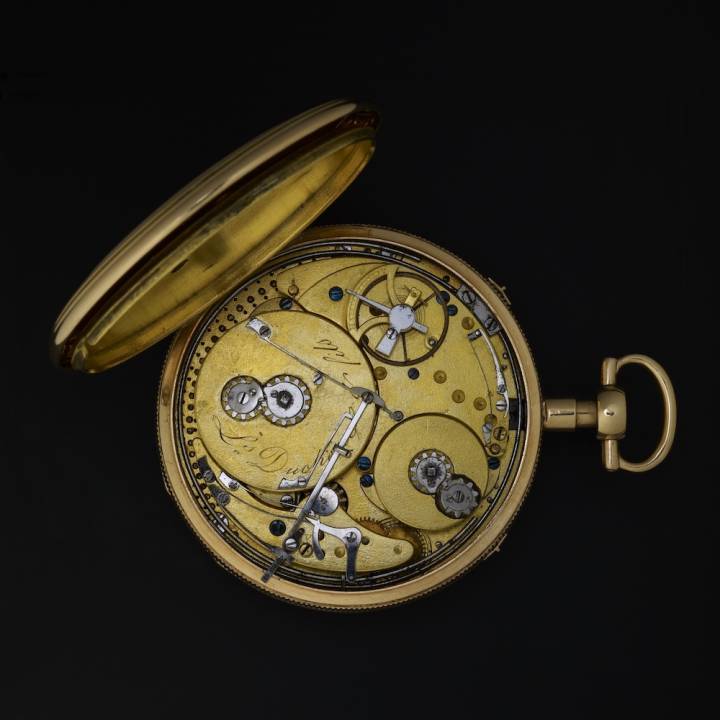 Montre de poche à musique et répétition à quarts Louis Duchêne & Fils, horloger, D. Mottu, faiseur de boîtes Genève, entre 1815 et 1819 Boîte en or rose guilloché, poli, cadran émail blanc, aiguilles Breguet acier Haut. 7.6, diam. 5.68, ép. 2 cm Ville de Genève, Musée d'art et d'histoire, Achat, 2012 Inv. H 2012-0022