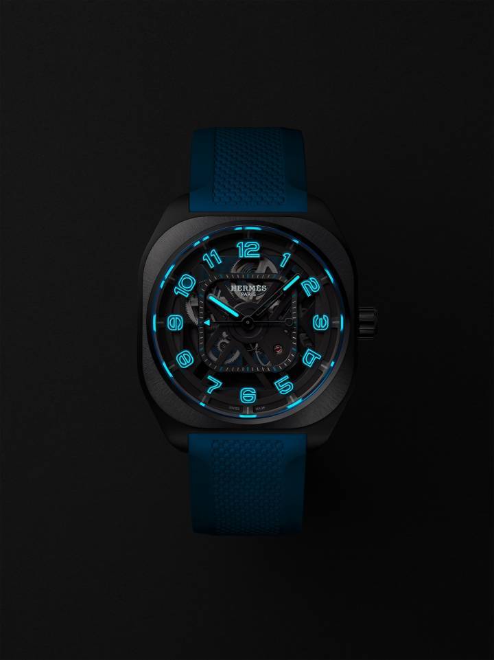 Hermès applique son sens du spectacle au squelette