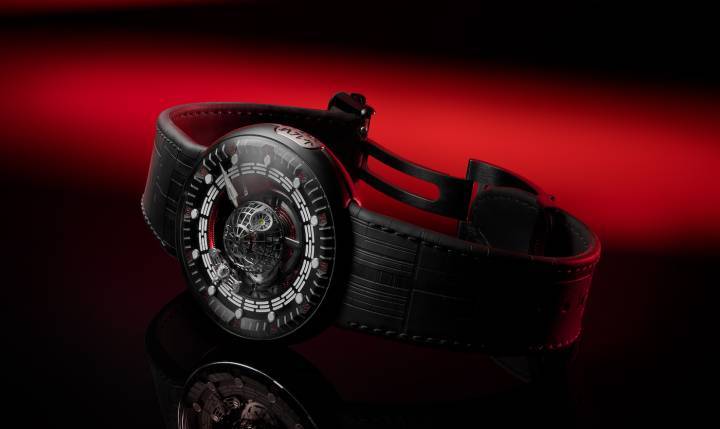 Montre Death Star 45mm à tourbillon central: 10 pièces numérotées, boîtier titane grade 5, revêtement DLC noir, mouvement à remontage manuel, 5 jours de réserve de marche.