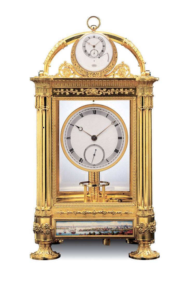 En 1834, Louis Breguet, fils, dépose un brevet supplémentaire pour la « pendule sympathique », dotée d'un système qui assure également le remontage de la montre.