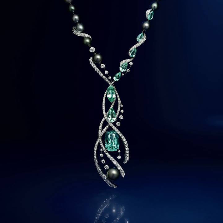 Chaumet - Collection Ondes et Merveilles, Collier Chant des sirènes en perles de Tahiti et tourmalines