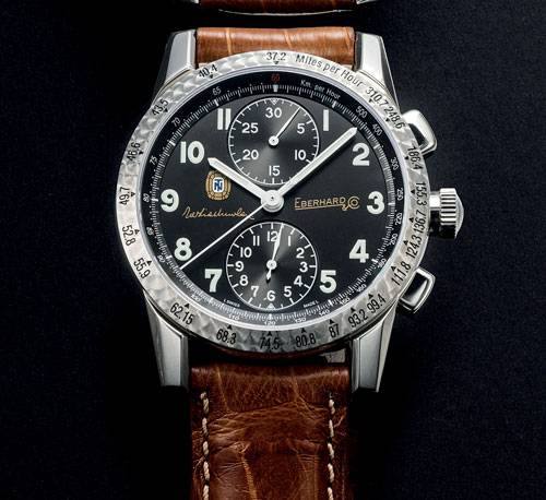 Années 1990. TAZIO NUVOLARI. À l'occasion de l'année du centenaire de la naissance du grand mythe des sports automobiles, Eberhard & Co. présente le chronographe Tazio Nuvolari.