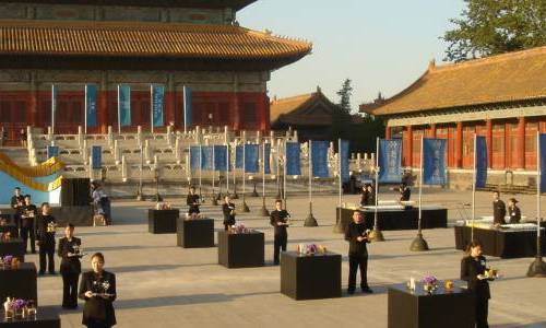 2004: première exposition « Watches and Wonders » à Beijing