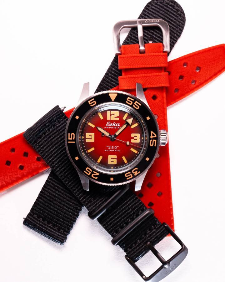 La série limitée Red Viper a connu un grand succès en ligne.