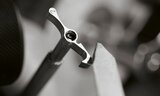 Le renouveau des finitions artisanales