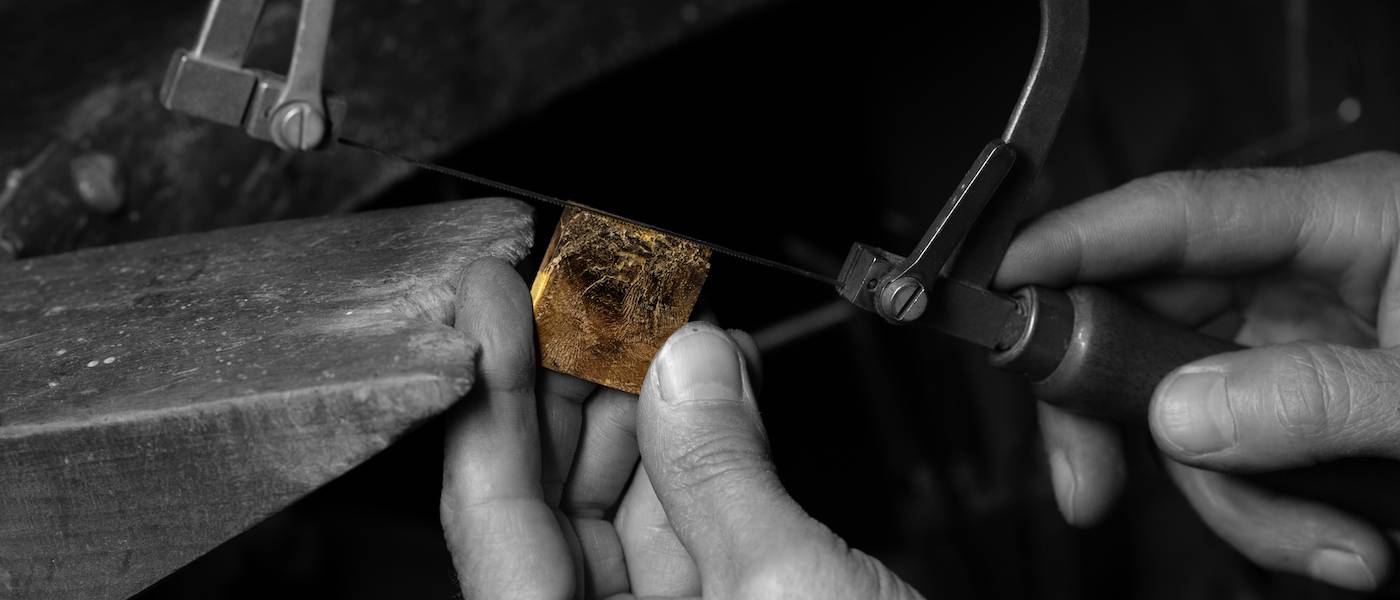 Les bijoux en cep de vigne de Grégoire Maret