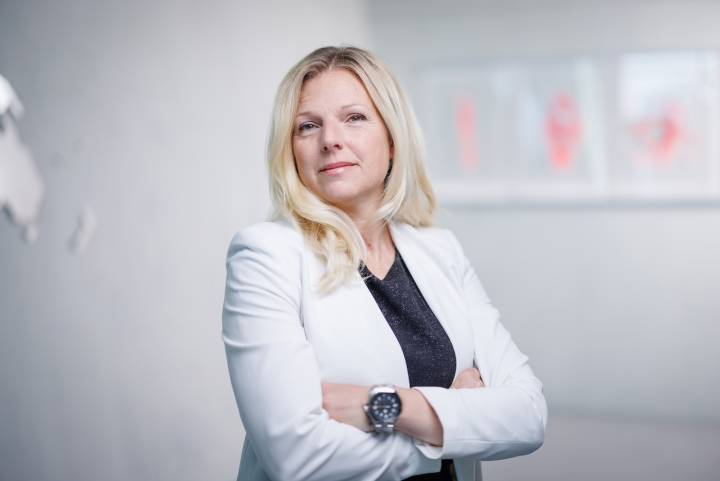 Ariana Frésard dirige la catégorie Montres chez Victorinox.