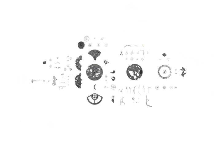 Le mouvement Unico se caractérise notamment par une roue à colonnes orientée vers l'avant, un échappement en silicium, un chronographe flyback intégré précis au 1/8e de seconde pour une remise à zéro et un redémarrage instantanés, une précision de -2/+4 secondes par jour et une réserve de marche de 72 heures.