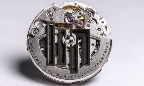 Avec le calibre R26, Lip entend réparer l'histoire