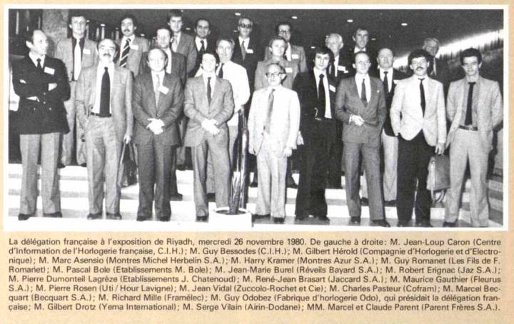 Représentant la société Framélec, Richard Mille (troisième depuis la droite sur la photo) apparaît pour la première fois dans les pages d'Europa Star en 1981, à l'occasion de la visite d'une délégation horlogère française en Arabie saoudite.