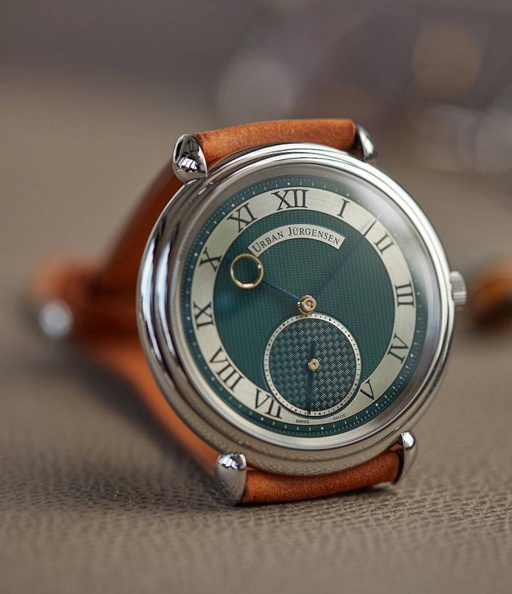 Proposé par la plateforme en édition limitée de 10 pièces, le modèle Big 8 ‘London Edition' de Urban Jürgensen a été vendu dans le cadre d'une action de solidarité contre la pandémie.