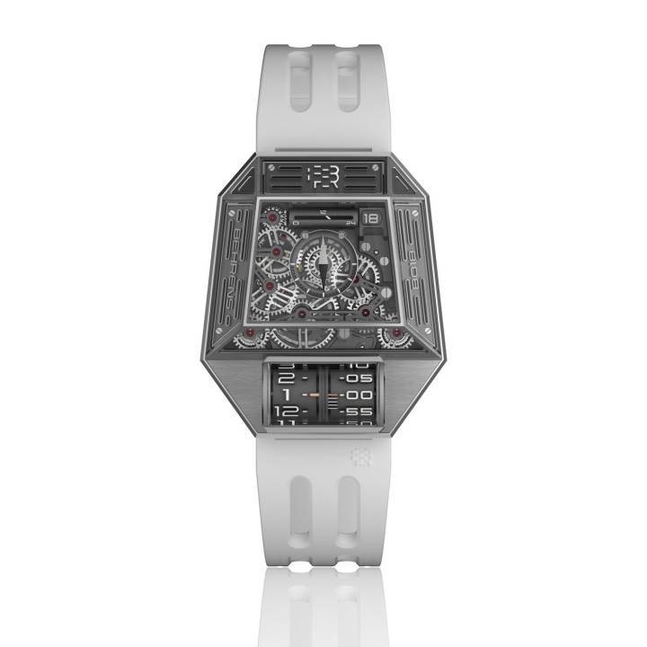 La nouvelle montre automatique Orion One, qui reprend le concept classique de Behrens d'affichage de l'heure sur un axe circulaire, a s'inspire d'un «vaisseau mère» que les extraterrestres pourraient utiliser pour se rendre sur Terre. Le boîtier comporte une quarantaine de facettes polies. Grâce à un mécanisme de remontage et de mise à l'heure nouvellement conçu et breveté, la couronne a été remplacée par un levier caché.