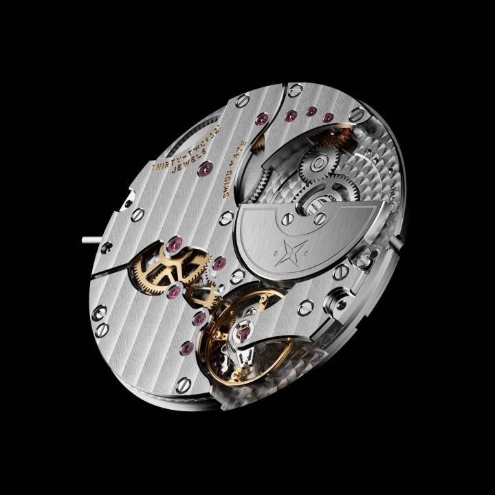 Le nouveau calibre VMF 5500 qui sera présenté à l'EPHJ: 2,60 mm d'épaisseur, 65 heures de réserve de marche, 100% personnalisable et garanti 8 ans.