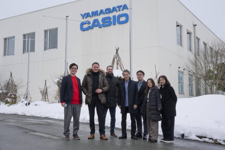 Arrivée à Yamagata, le coeur industriel de Casio au Japon, son «usine-mère»: si une innovation passe les tests ici, elle pourra être déclinée dans tous les sites de la marque à travers le pays. Ici sont fabriqués les modèles les plus haut de gamme de la marque, sur la Premium Production Line.
