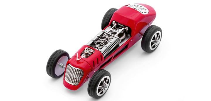 Le design de la Time Fury P18 s'inspire notamment des voitures de course des années 1950.