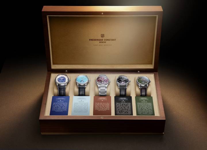 En 2025, pour ses 37 ans, Frédérique Constant a conçu pour la première fois un coffret réalisé à seulement 37 exemplaires. Il ne comporte que des pièces Manufacture, toutes en édition strictement limitée. Ensemble, elles incarnent la quintessence de ce que la maison sait offrir aujourd'hui à ses collectionneurs les plus exigeants. Le thème de l'année est minéral. Lapis-lazuli, turquoise, héliotrope et onyx sont à l'honneur, complétées d'un Quantième Perpétuel Tourbillon à cadran bordeaux, largement ajouré pour révéler toute la minéralité du mouvement. Du worldtimer au calendrier perpétuel en passant par la phase de Lune, ce coffret de 5 montres a été nommé «The Elements Collection».