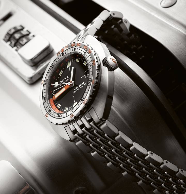 Doxa Sub 250T GMT: Le retour d'une fonction très prisée