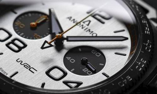 Anonimo: «Comme beaucoup, on avance sur un faux plat»