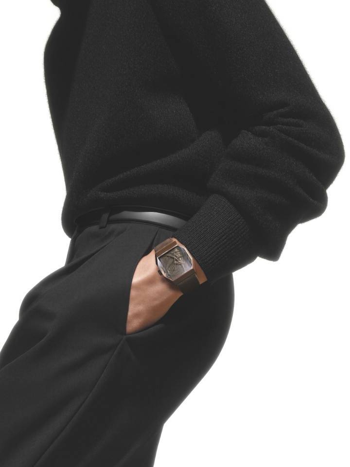 Alto signe une collaboration créative et artistique avec Bernar Venet