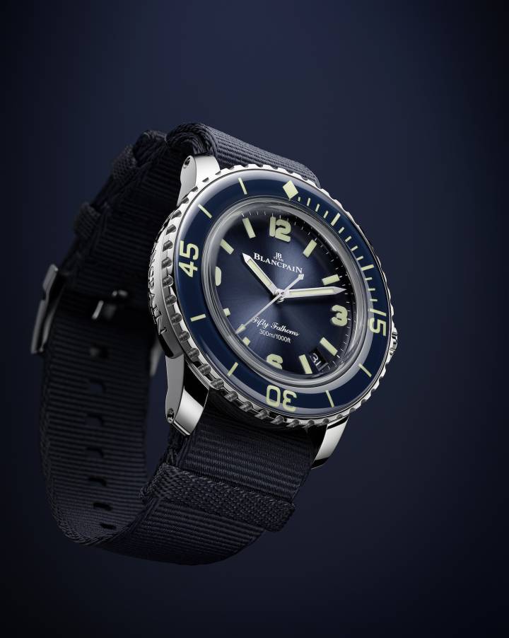 Pour Only Watch 2023, Blancpain a créé une édition spéciale aux nuances bleues de la Fifty Fathoms 70th Anniversary Act 1 lancée plus tôt dans l'année.