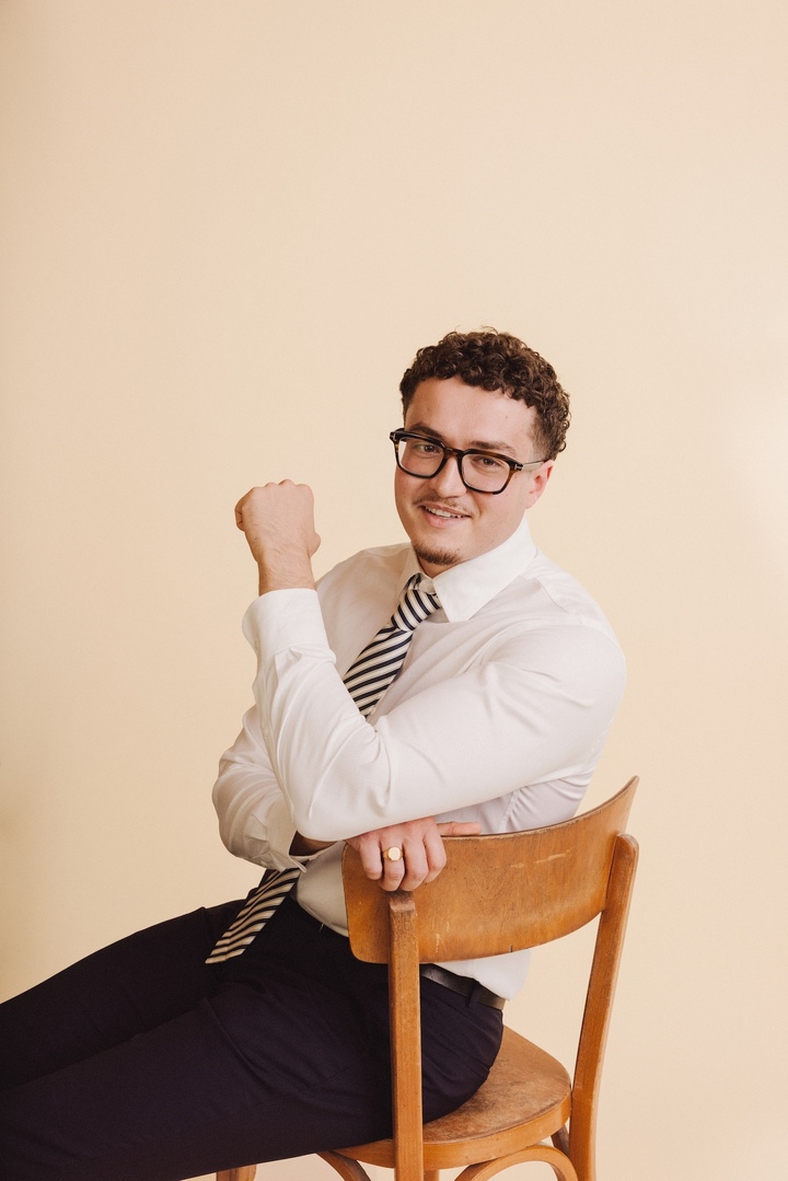 Arthur Choquet a remporté le premier prix dans la catégorie des techniciens du Prix Cartier des Talents Horlogers de Demain avec Un Instant. 