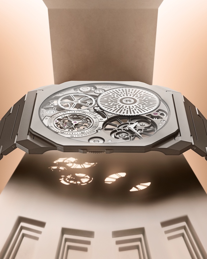 L'Octo Finissimo Ultra Tourbillon de Bvlgari, développée avec Concepto, concentre en seulement 1,85 mm d'épaisseur toute l'audace d'une complication poussée à l'extrême finesse.