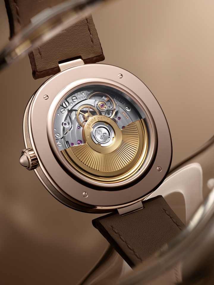 Fruit d'une collaboration au sein du groupe LVMH, la Geneva Time Only de Gerald Genta est équipée du mouvement automatique Zenith Elite GG-005P.